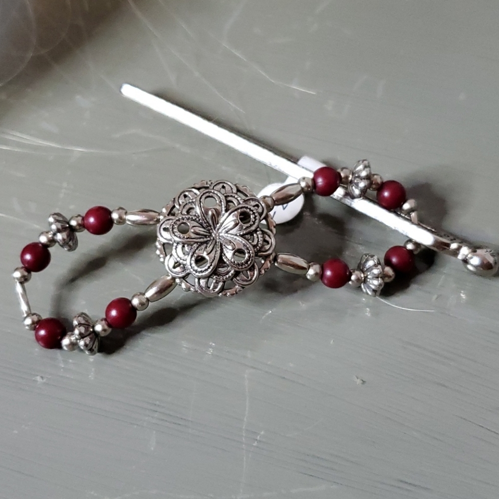 Retired LillaRose Burgundy Beaded Flexi Clip - Picture 2 of 2